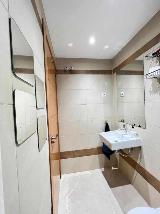 Fabuloso Apartamento Completo Centro Ciudad Mostoles Exterior photo