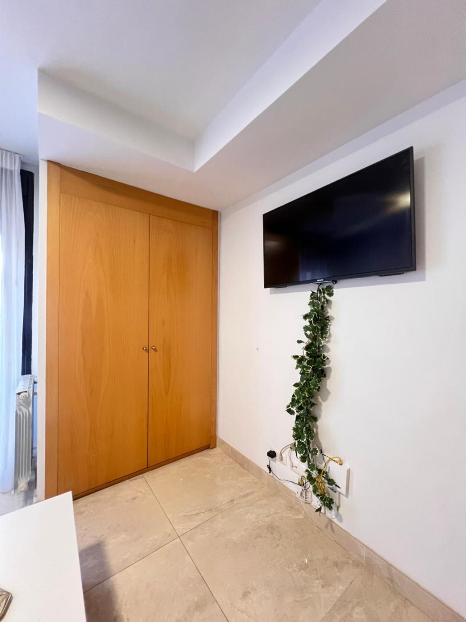 Fabuloso Apartamento Completo Centro Ciudad Mostoles Exterior photo